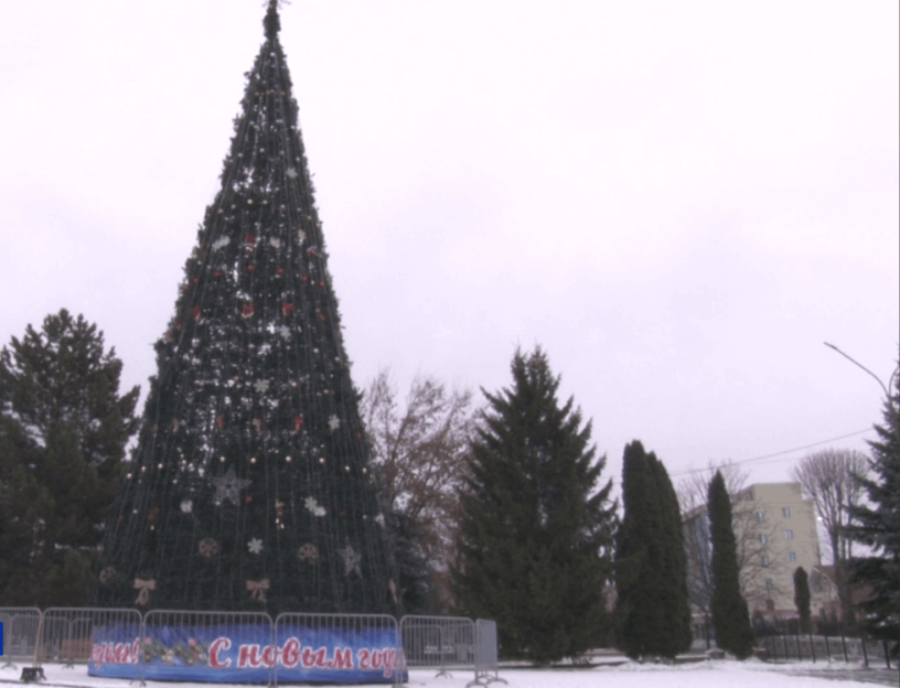 В облаченной в новогоднее убранство Назрани не будет массовых праздничных мероприятий