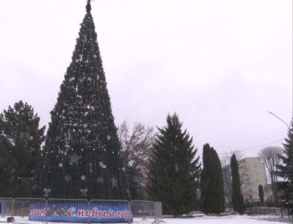 В облаченной в новогоднее убранство Назрани не будет массовых праздничных мероприятий
