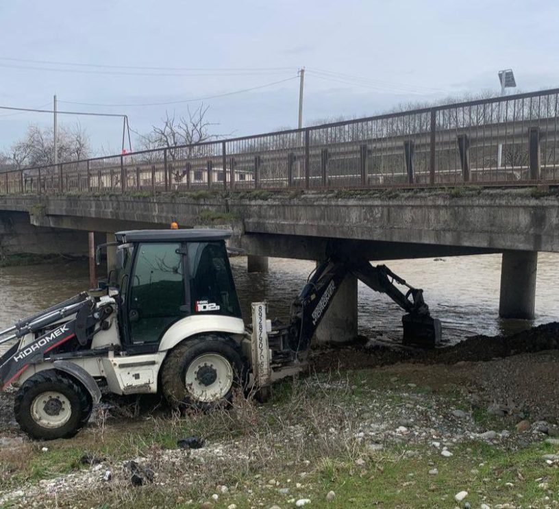 В Карабулаке обеспечен гарантированный пропуск весеннего половодья В Карабулаке обеспечен гарантированный пропуск весеннего половодья