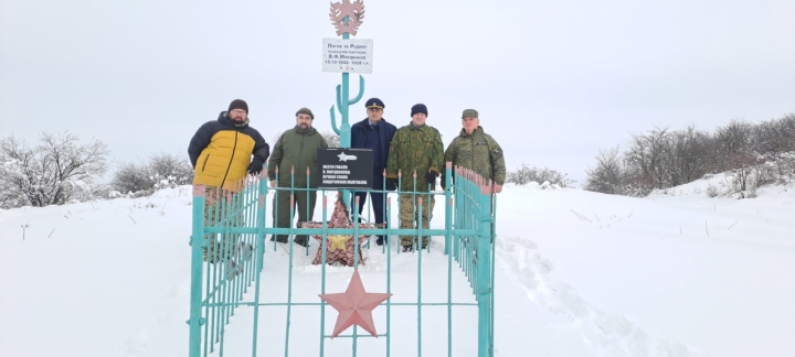 В Малгобеке отдали дань памяти юному герою-разведчику Володе Мордвинову