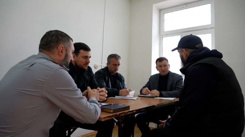 Ингушский бизнес-омбудсмен навестил подследственных по экономическим статьям