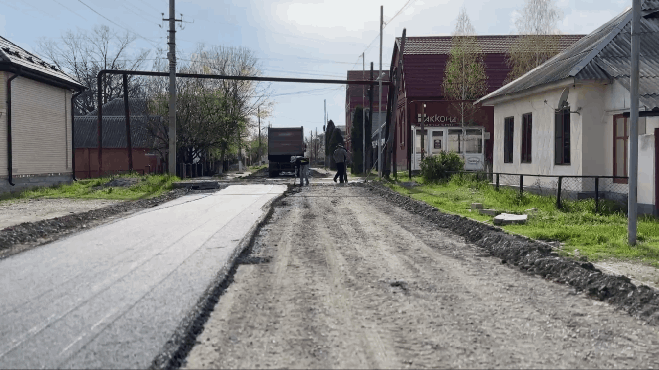 В Сунже Ингушетии стартовало асфальтирование улицы Луначарского 