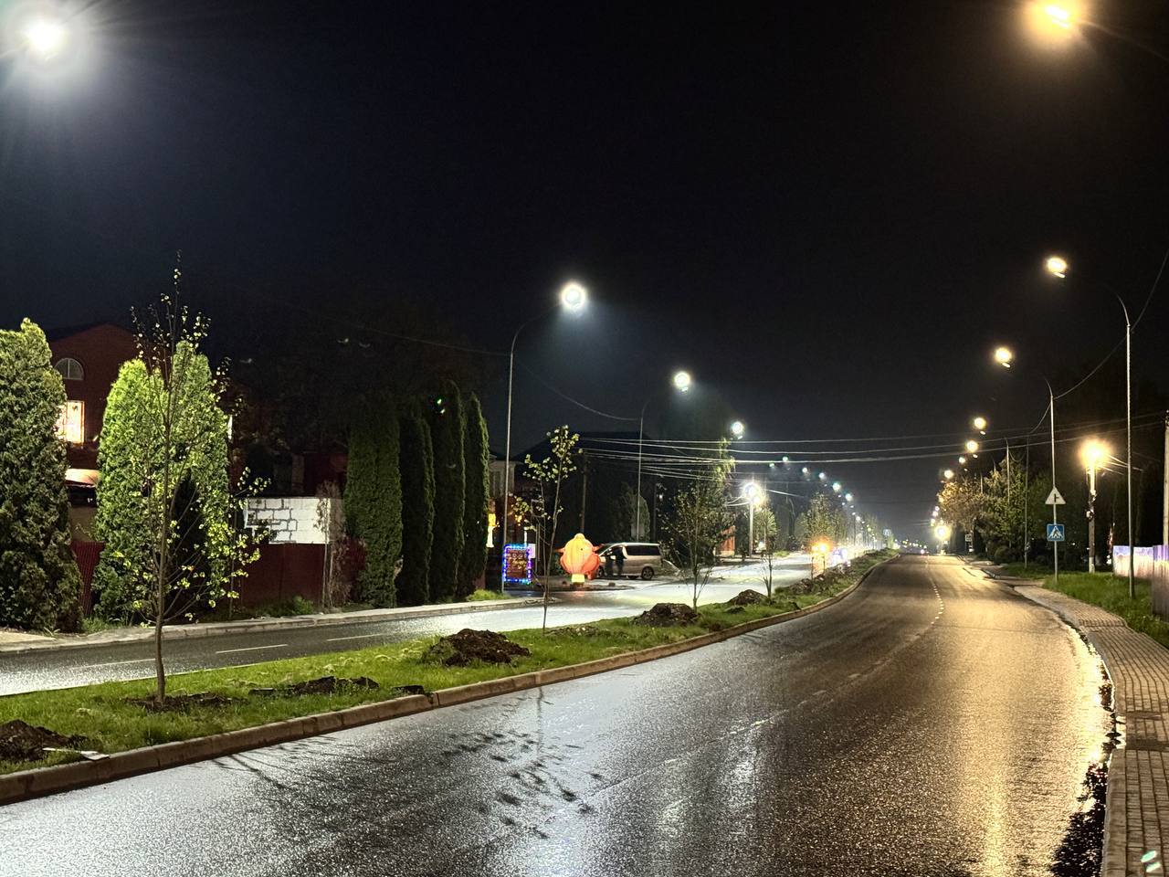 В Назрани обновили освещение на улице Сулейменова