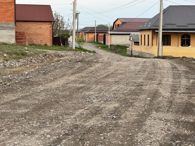 В Назрани стартовали работы по обновлению Алханчуртской улицы