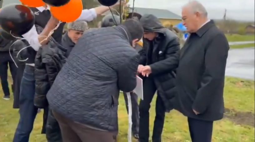 В селе Нестеровское Ингушетии провели акцию «Сад Памяти» В селе Нестеровское Ингушетии провели акцию «Сад Памяти»