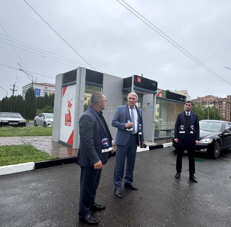 Единороссы проверили уличное освещение в Магасе