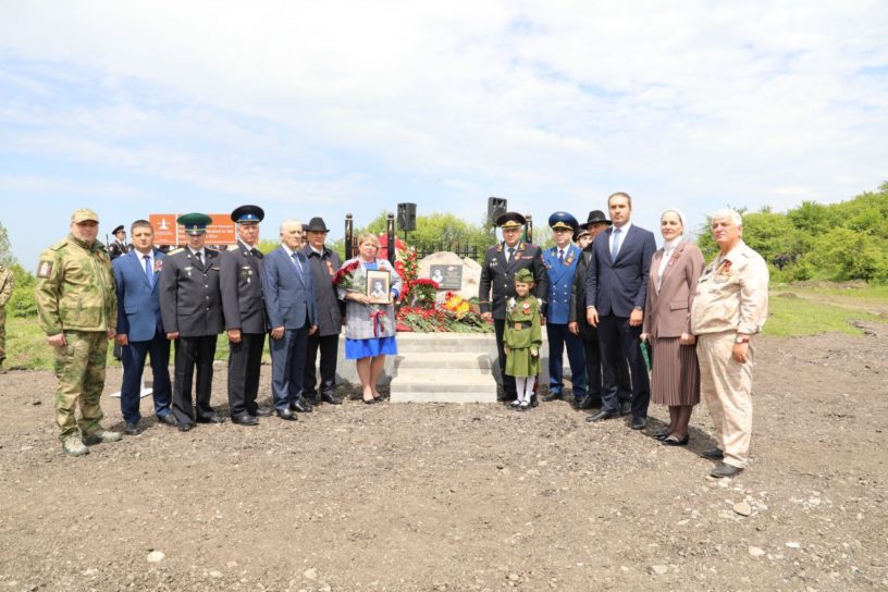 Обновленную стелу памяти юного разведчика Володи Мордвинова открыли в Ингушетии 