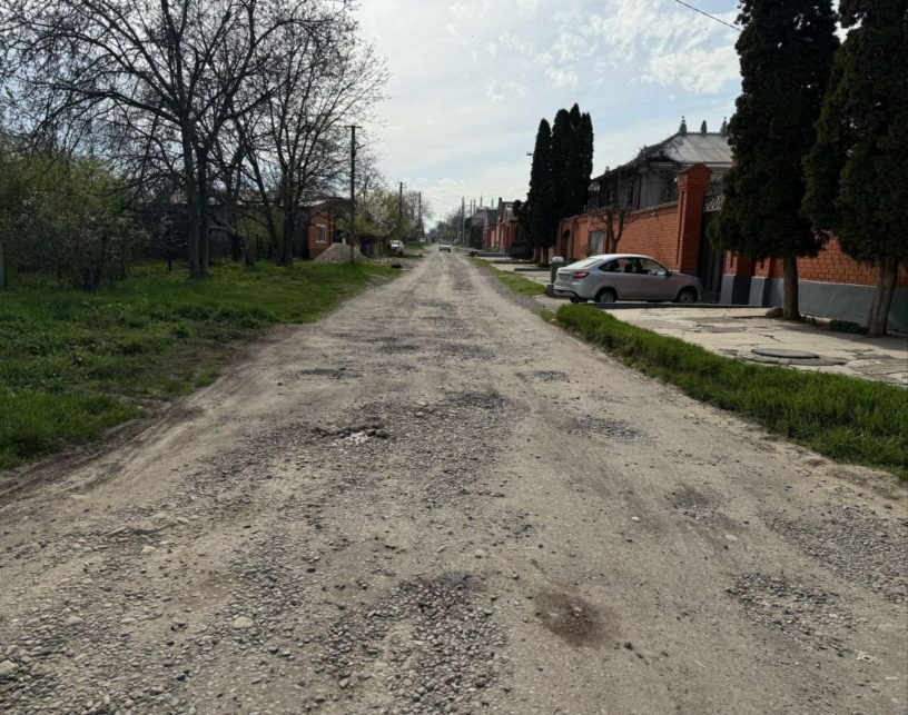 В Карабулаке Ингушетии планируется укладка асфальта на одной из дорог