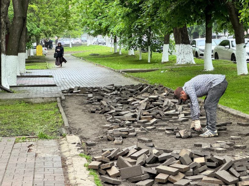 В Назрани обновляется проспект Базоркина