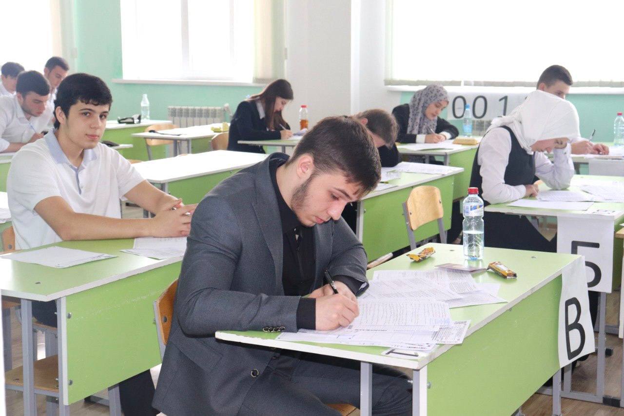 ОГЭ по четырем предметам сдают в Ингушетии около 8 тыс. девятиклассников 