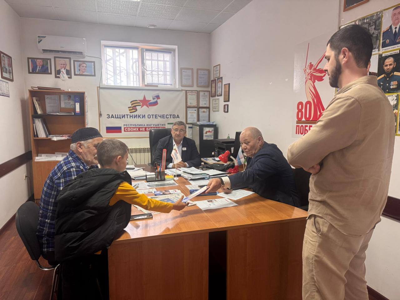 В Карабулаке провели прием участников СВО и членов их семей