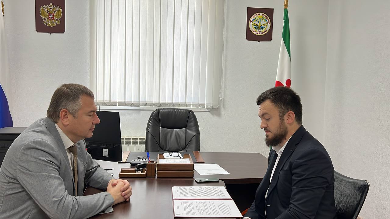 В Магасе обсудили реализацию проекта «Ингушский язык в лицах и словах» В Магасе обсудили реализацию проекта «Ингушский язык в лицах и словах»