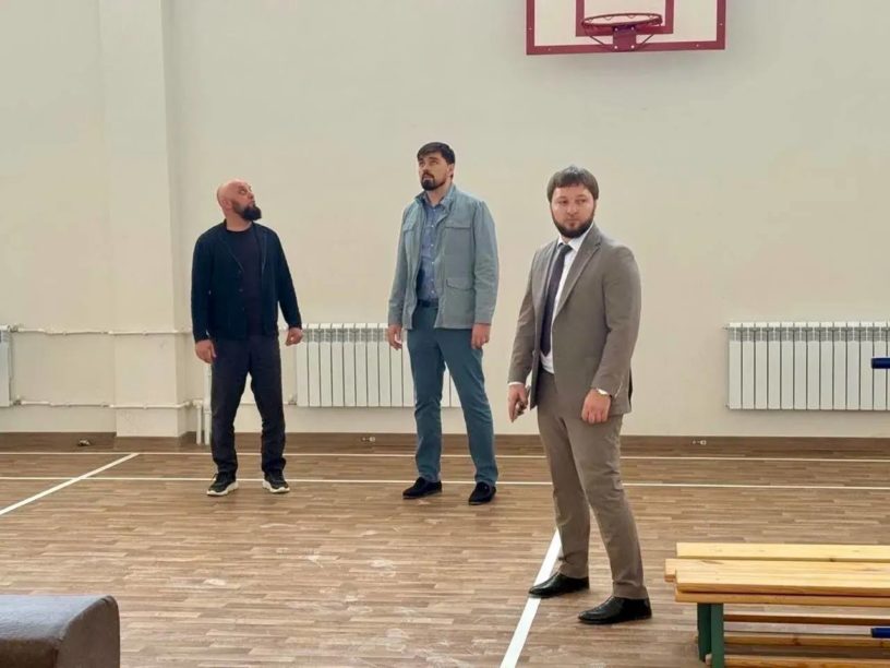 Министр образования Ингушетии посетил строящуюся в селе Верхние Ачалуки школу
