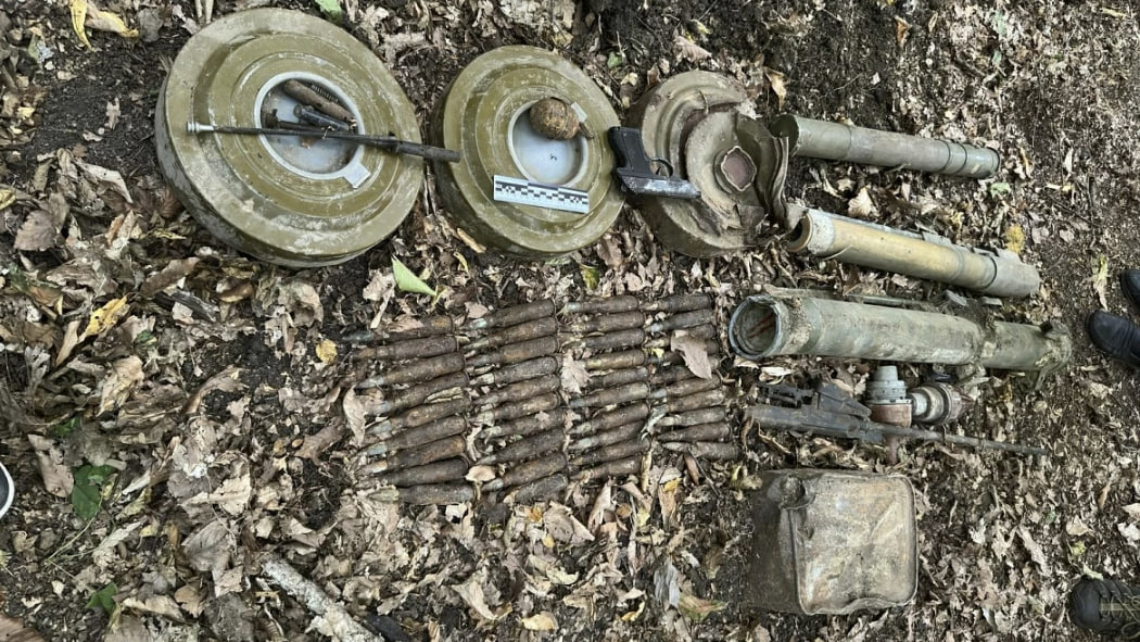 Крупный схрон с оружием и боеприпасами обнаружен в лесном массиве в Ингушетии