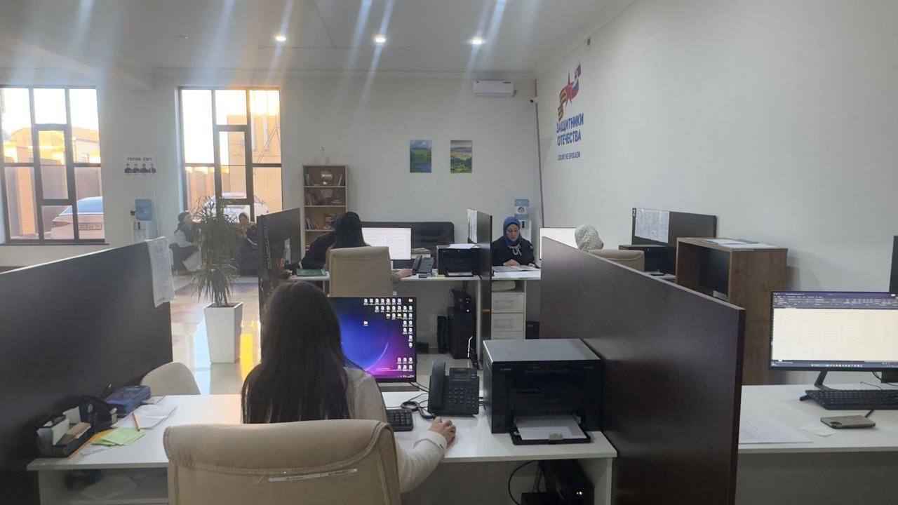 В Ингушетии помогли семье погибшего бойца СВО с оформлением выплат