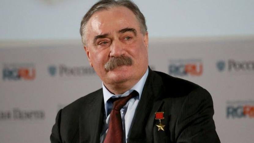 Махмуд-Али Калиматов поздравил Руслана Аушева с днем рождения Махмуд-Али Калиматов поздравил Руслана Аушева с днем рождения