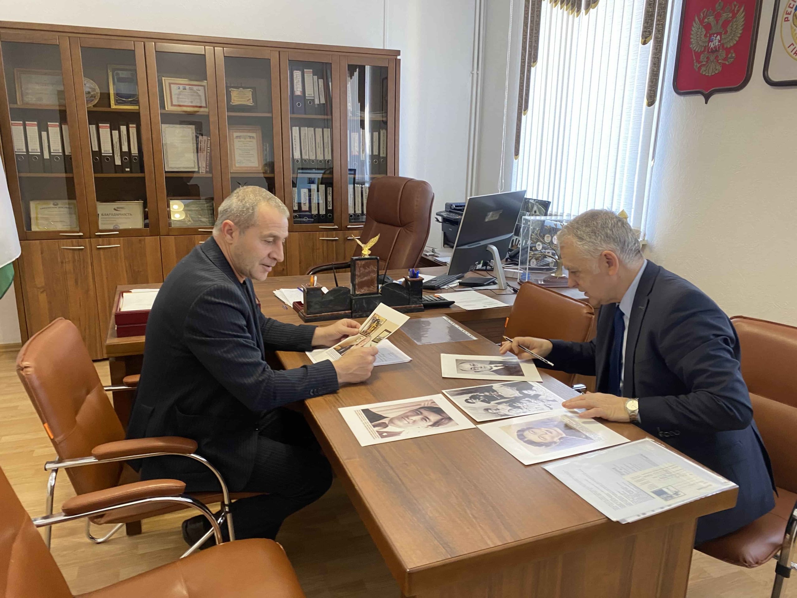 Глава Франко-Ингушского исследовательского центра пополнил Госархив РИ