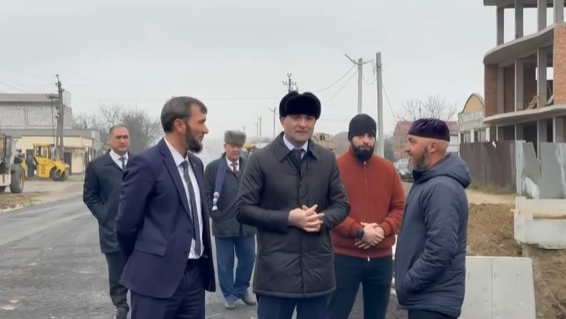 Ингушские единороссы проверили ход реконструкции моста в Карабулаке Ингушские единороссы проверили ход реконструкции моста в Карабулаке