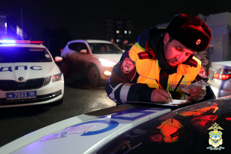 В масштабном рейде в Назрани приняли участие 19 экипажей ДПС 