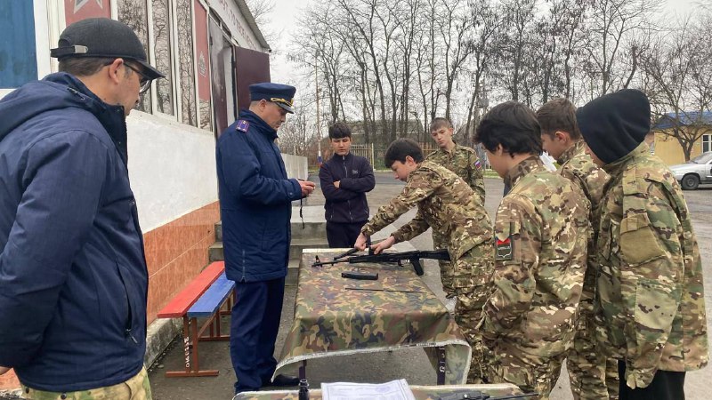 В центре «Авангард» Ингушетии проходят военные сборы для старшеклассников