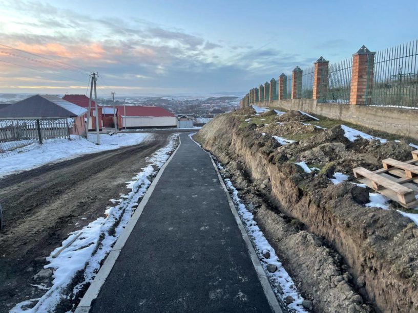 Новый тротуар к школе построили в селе Верхние Ачалуки Ингушетии