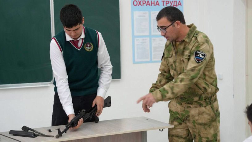 Глава Ингушетии высоко оценил работу центра «Молодой патриот» в 2025 году Глава Ингушетии высоко оценил работу центра «Молодой патриот» в 2025 году