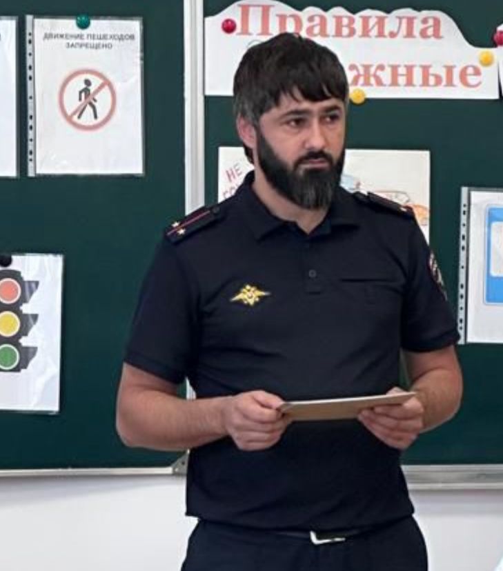 В Ингушетии автоинспектор спас мужчину из горящей иномарки 