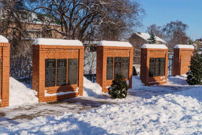 В Калининграде открыли памятник герою-ингушу Джабраилу Картоеву