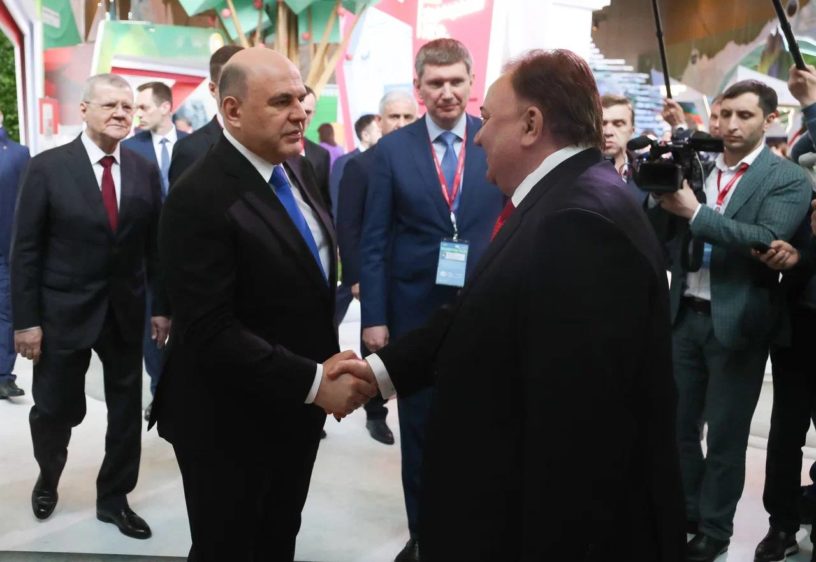 Глава Ингушетии поздравил с юбилеем премьер-министра России Михаила Мишустина Глава Ингушетии поздравил с юбилеем премьер-министра России Михаила Мишустина