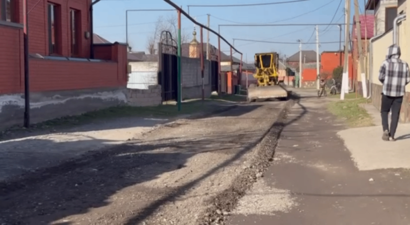 На улице Садовая в Назрани завершились работы по укладке грейдерной дороги