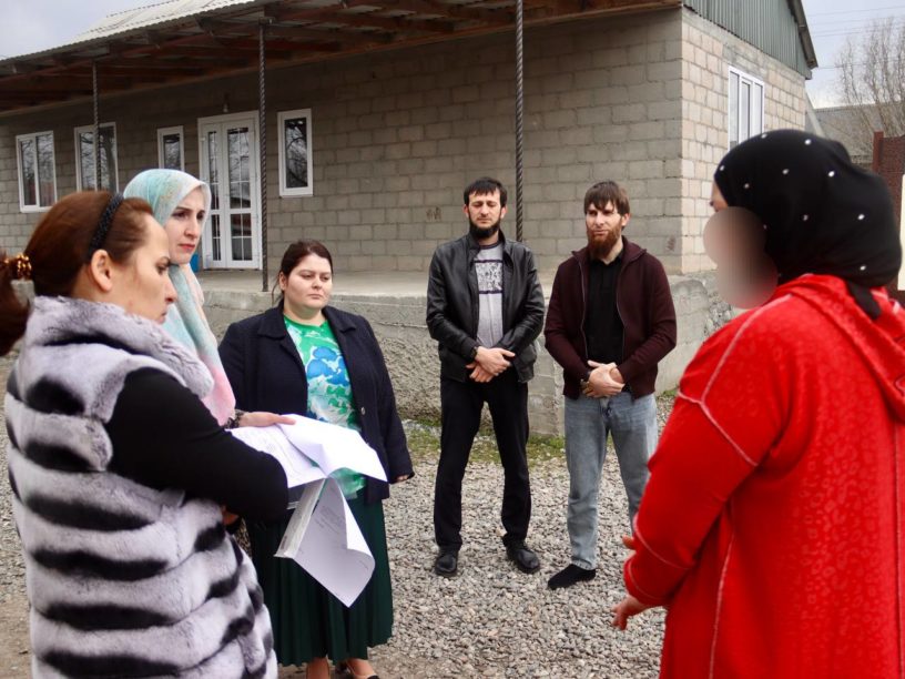 В Назрановском районе Ингушетии поддержали семью погибшего участника СВО