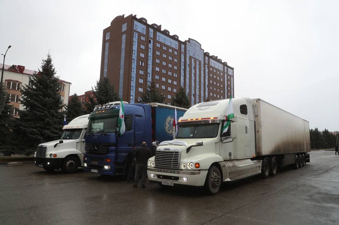 В зону СВО из Ингушетии доставили очередной гуманитарный груз В зону СВО из Ингушетии доставили очередной гуманитарный груз