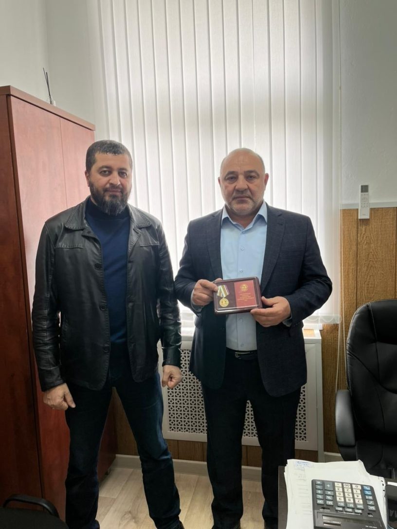В Назрановском районе Ингушетии вручили награды за поддержку участников СВО