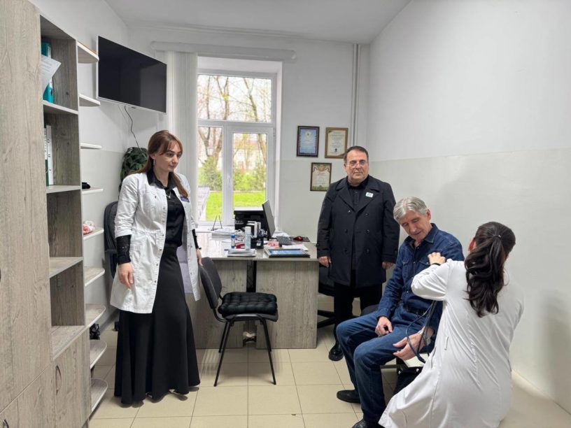 Фонд «Защитники Отечества» в Ингушетии помог отцу двух участников СВО с лечением
