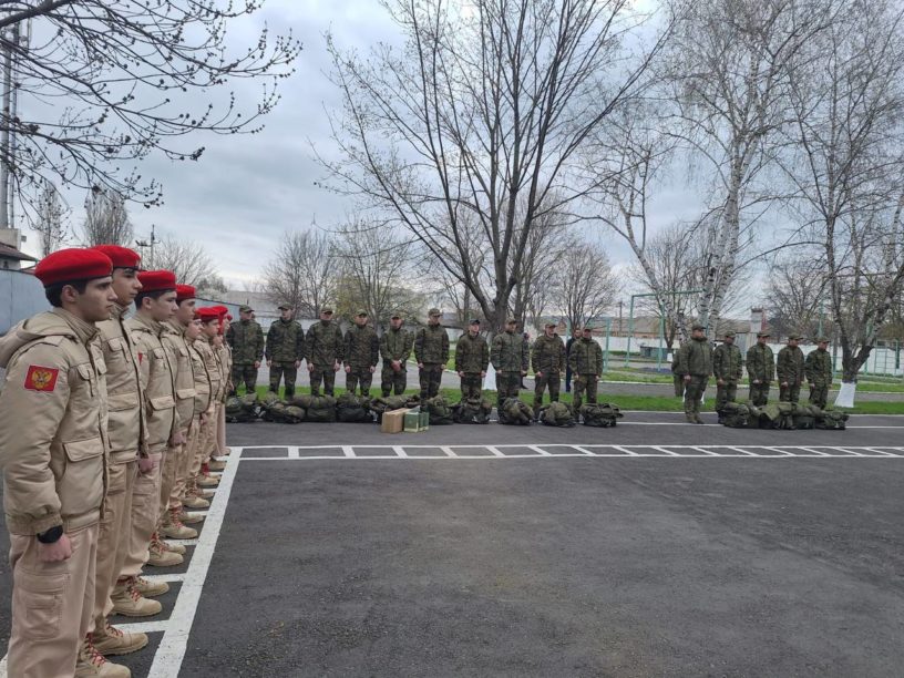 Юнармейцы Ингушетии проводили новобранцев на службу в армию