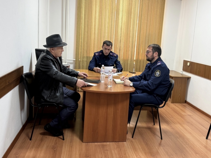 Руководитель СУ СКР по Ингушетии Ахмед Асхабов провел прием граждан 