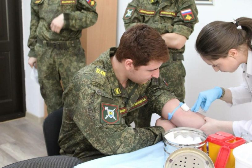 Курсанты и офицеры Военного центра ИнгГУ приняли участие в донорской акции