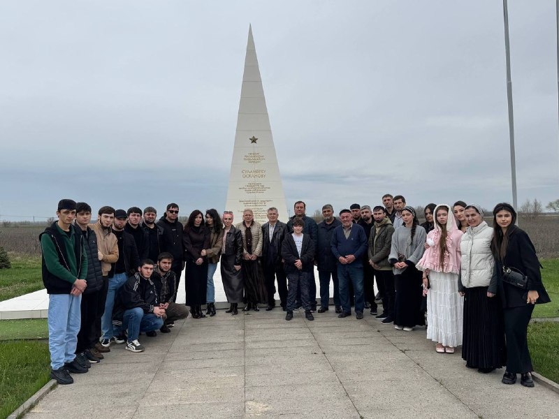 В Липецкой области артисты из Ингушетии отдали дань памяти первому Герою России 