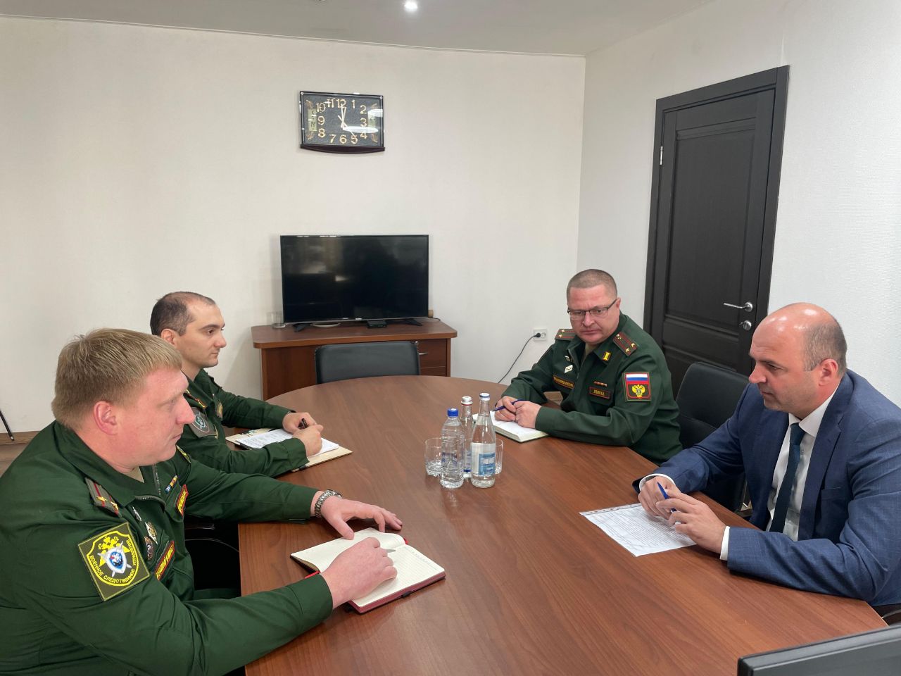 Защиту прав военнослужащих и их семей обсудили в Ингушетии Защиту прав военнослужащих и их семей обсудили в Ингушетии