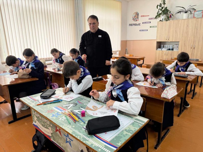 Конкурс рисунков для детей ветеранов СВО организовали в Малгобеке