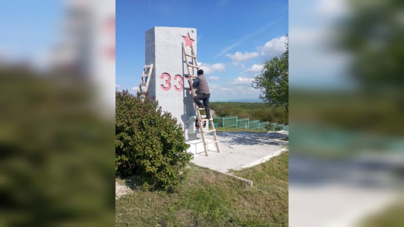 Памятники защитникам города благоустроили в Малгобеке к 9 Мая