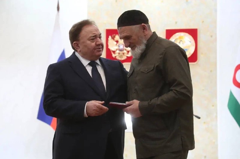 Ордена и медали близким погибших участников СВО передал Глава Ингушетии 