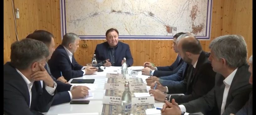 Глава Ингушетии провел выездное совещание на месте строительства водозабора Глава Ингушетии провел выездное совещание на месте строительства водозабора