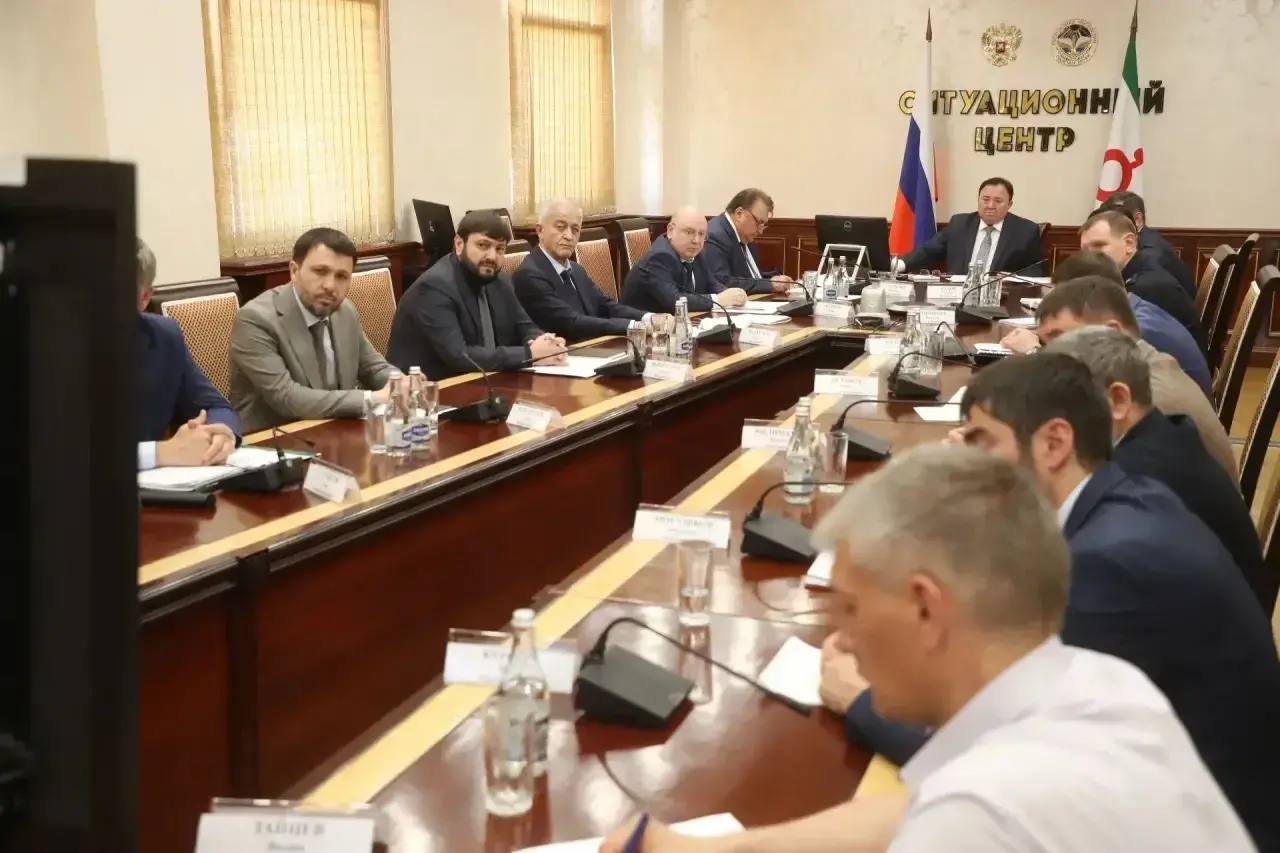 Калиматов принял участие в обсуждении мер борьбы с теневыми схемами в СКФО