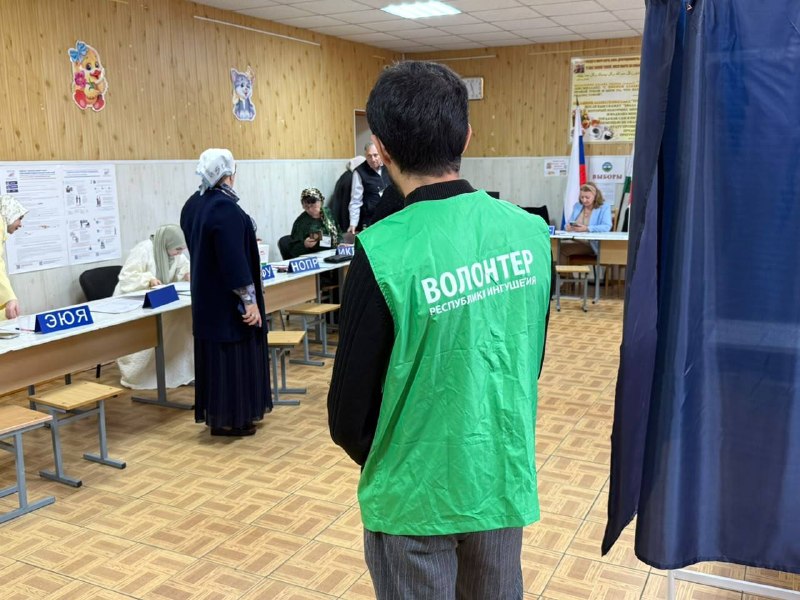 Волонтеры Ингушетии помогают возрастным избирателям и людям с ОВЗ 
