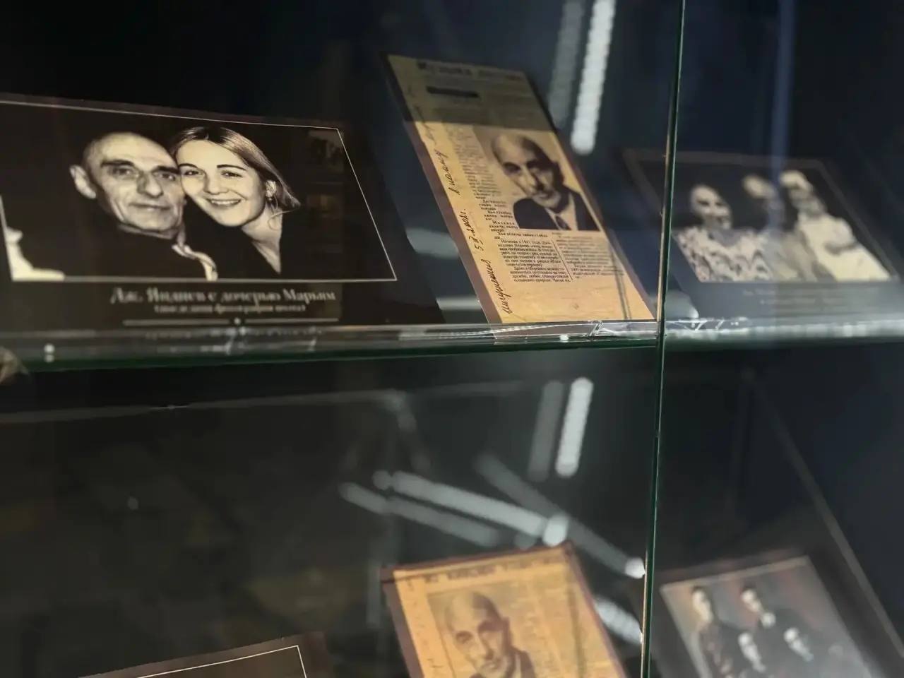 Выставка памяти народного поэта Джамалдина Яндиева открылась в МКЖР Ингушетии Выставка памяти народного поэта Джамалдина Яндиева открылась в МКЖР Ингушетии