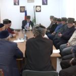Старейшины Ингушетии призвали две фамилии мирно уладить спор о башенном комплексе