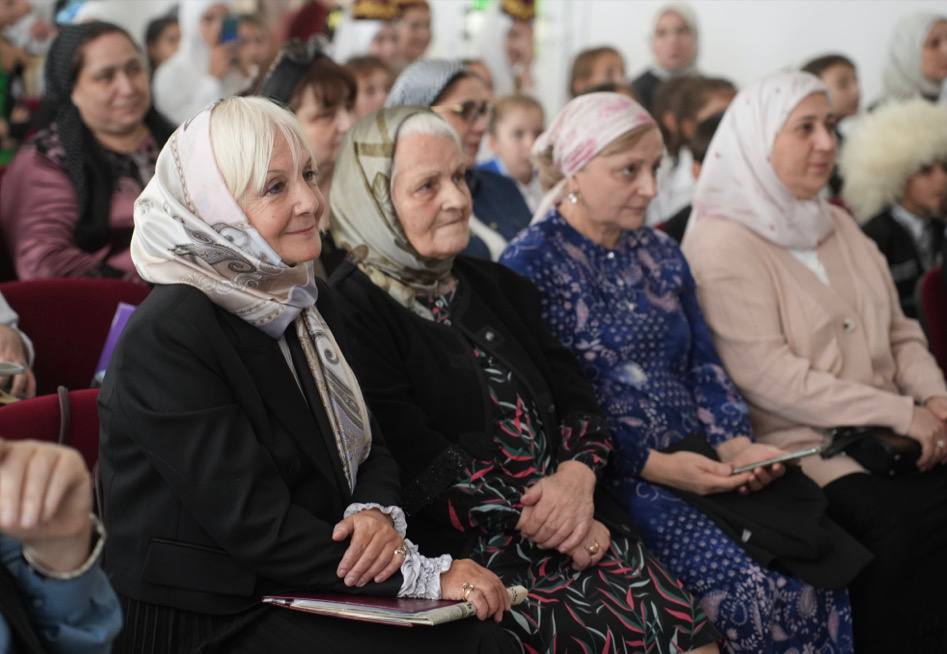 В селе Дачное Пригородного района отметили 110-летие народного поэта Яндиева 